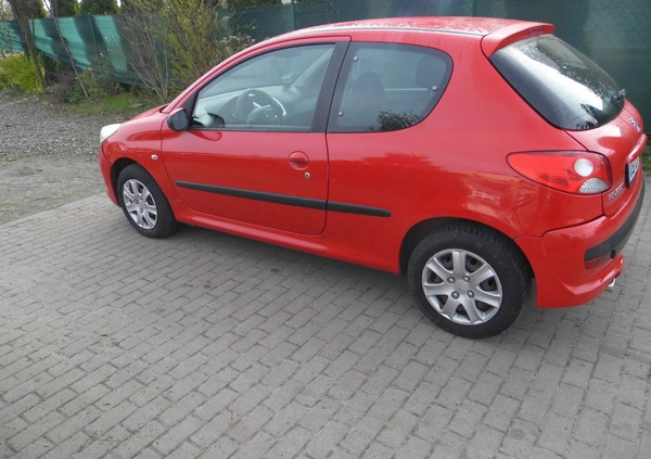 Peugeot 206 plus cena 6300 przebieg: 96000, rok produkcji 2011 z Kielce małe 172